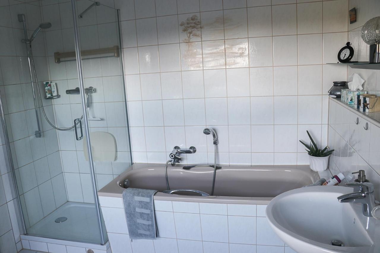Deine-Eifel-Ferienwohnung Feusdorf Ngoại thất bức ảnh